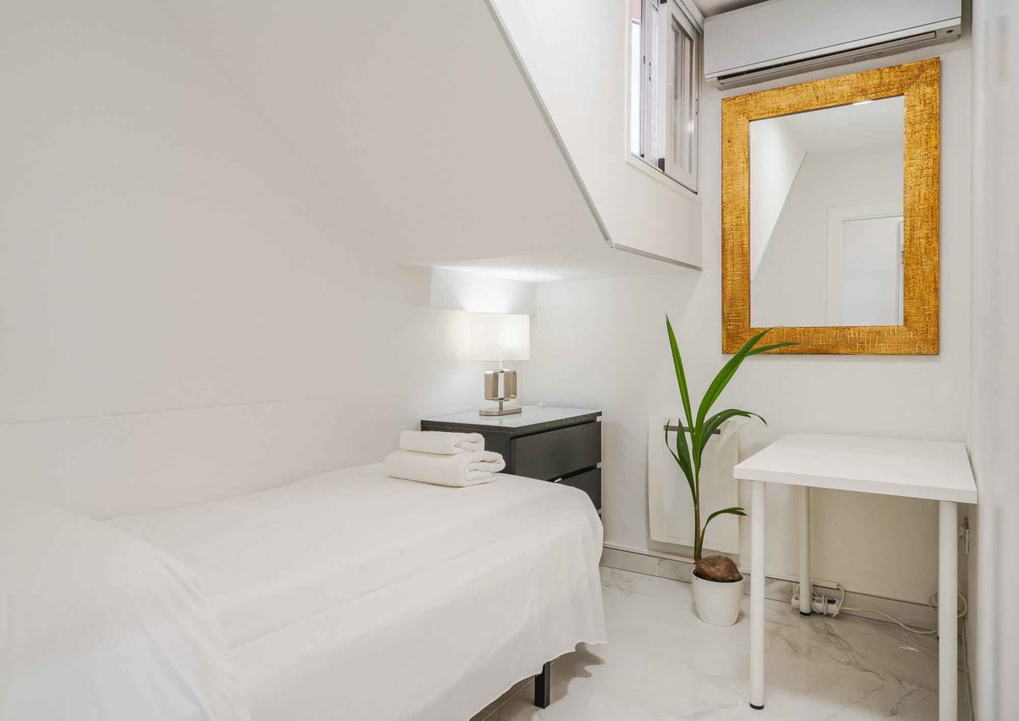 Private Luxurious Hillside Villa With Pool & Sea Views For 8 To 10 Ppl Fuengirola Exteriör bild