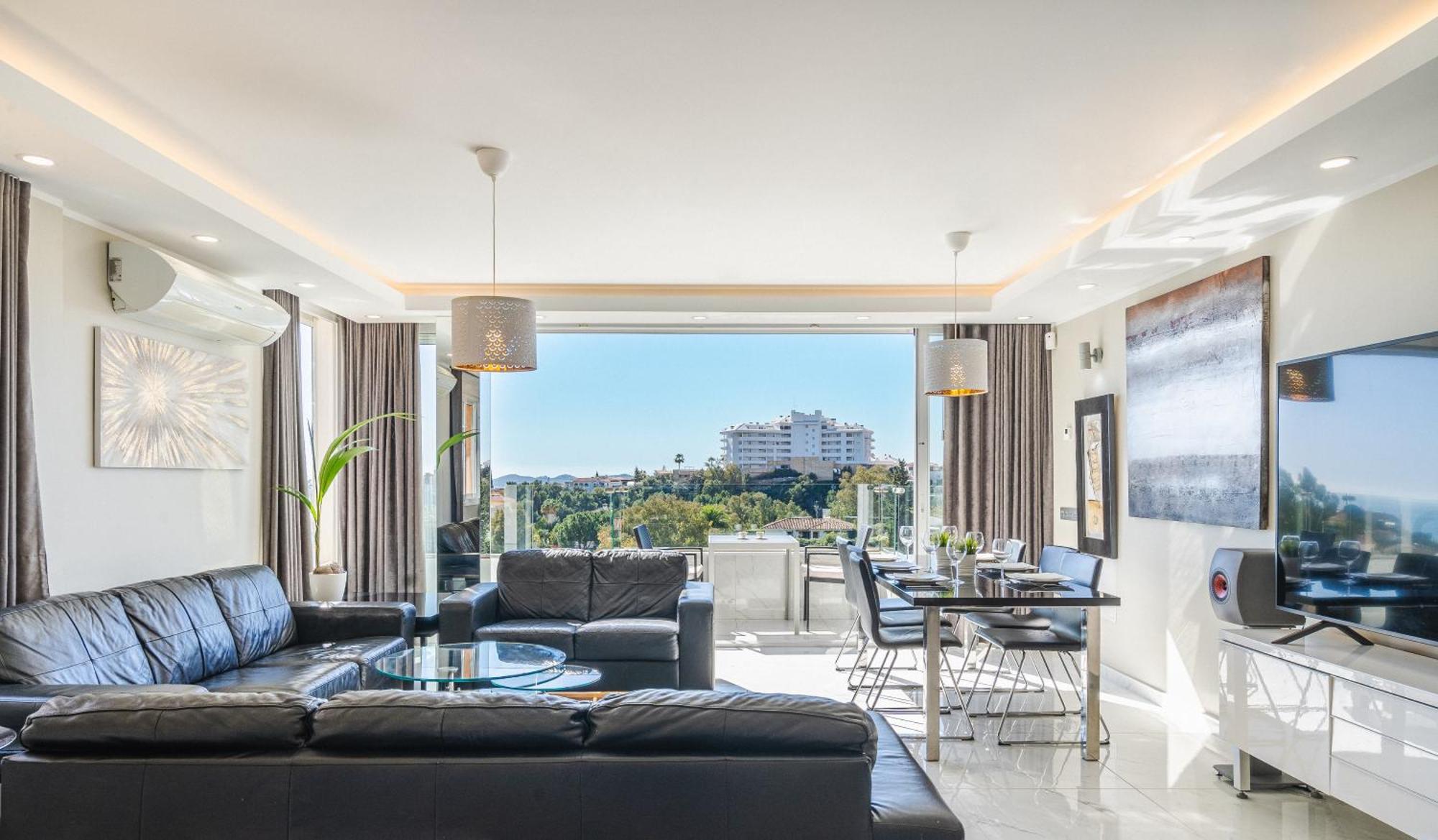 Private Luxurious Hillside Villa With Pool & Sea Views For 8 To 10 Ppl Fuengirola Exteriör bild